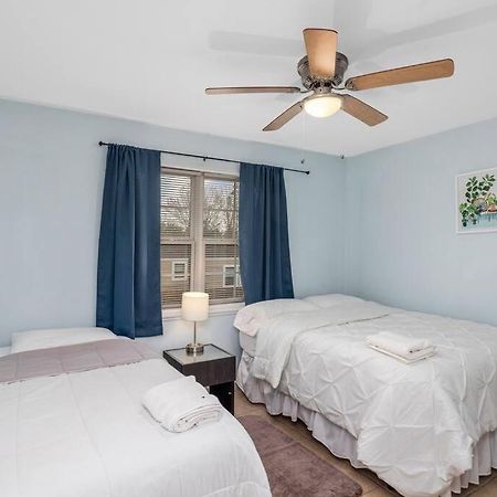 Quiet Apartment In Iowa, La מראה חיצוני תמונה
